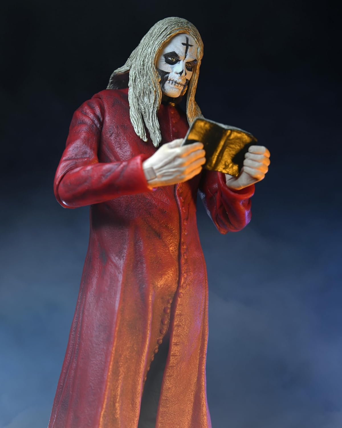 Otis Red Robe 20Th Anniversary - 7" Action Figurine - House of 1000 Corpses - NECA Collectibles image number 2
