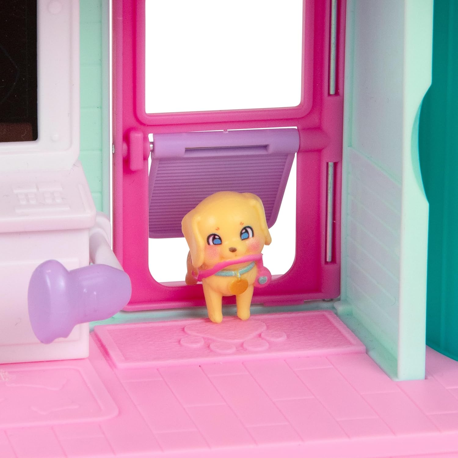 Little Live Pets Mama Surprise Families Baby Care Clinic Playset, Magically Reveal 3 Retriever Puppies, 2-Sided Playset (27.8Cm/10.9In Wide, 23.8Cm/9.3In High). Feed, Bathe, & Play, Fun Gift for Kids image number 5