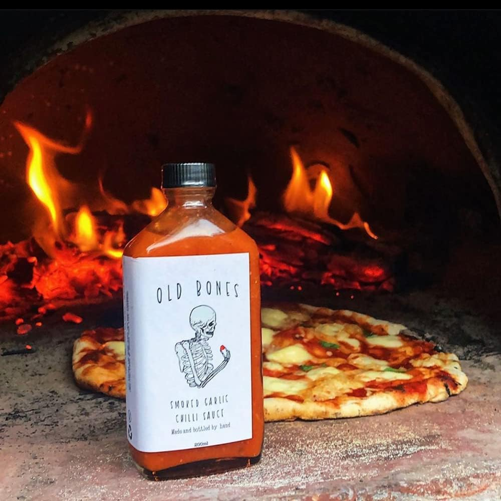 Old Bones Chilli Co - Smoked Garlic Chilli Sauce, 200G image number 2