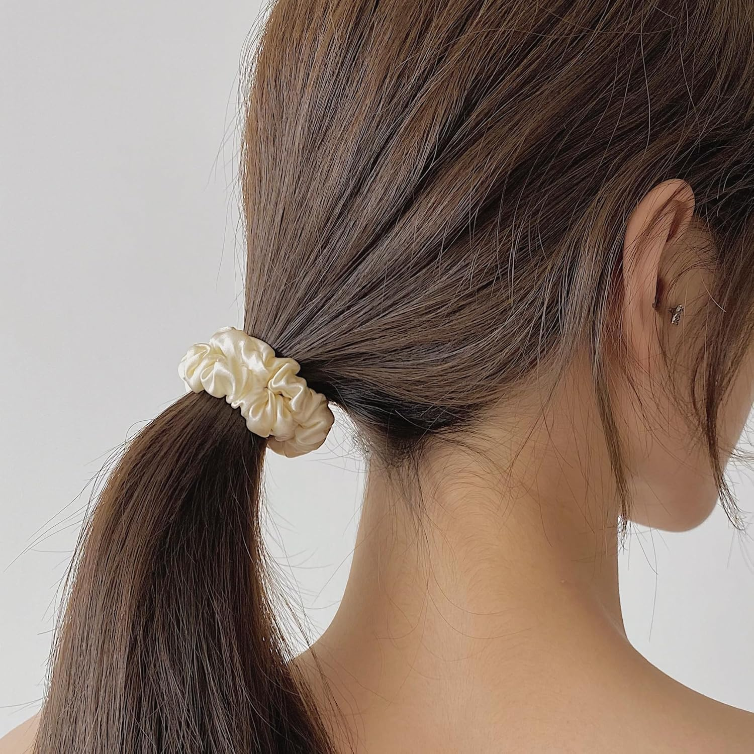 TRIXES 10PK Team Bride Satin Scrunchies - Hen Do Party Accessories - Bride to Be Party Favours image number 6