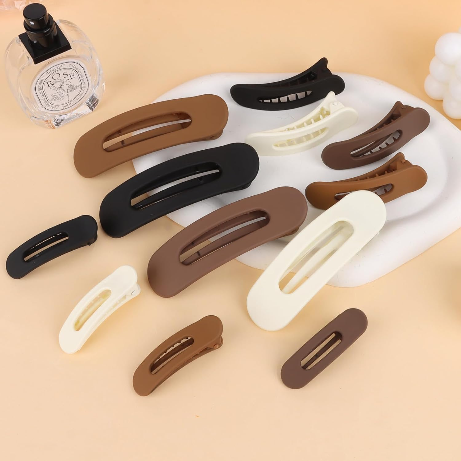 PRUADEOR Pack of 4 Flat Hair Clips for Women, Strong Hold Hair Clips Women, Large Hair Clip Large for Thin and Thick Hair, Practical Design image number 4