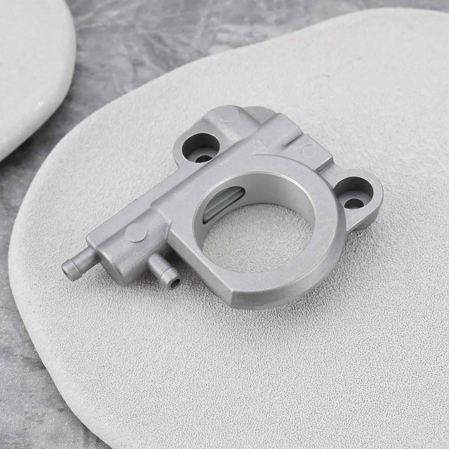 Emsea Chainsaw Auto Oiler Assembly Oil Pump C022000052 Compatible with Echo CS-550 CS-600P CS-590 image number 4