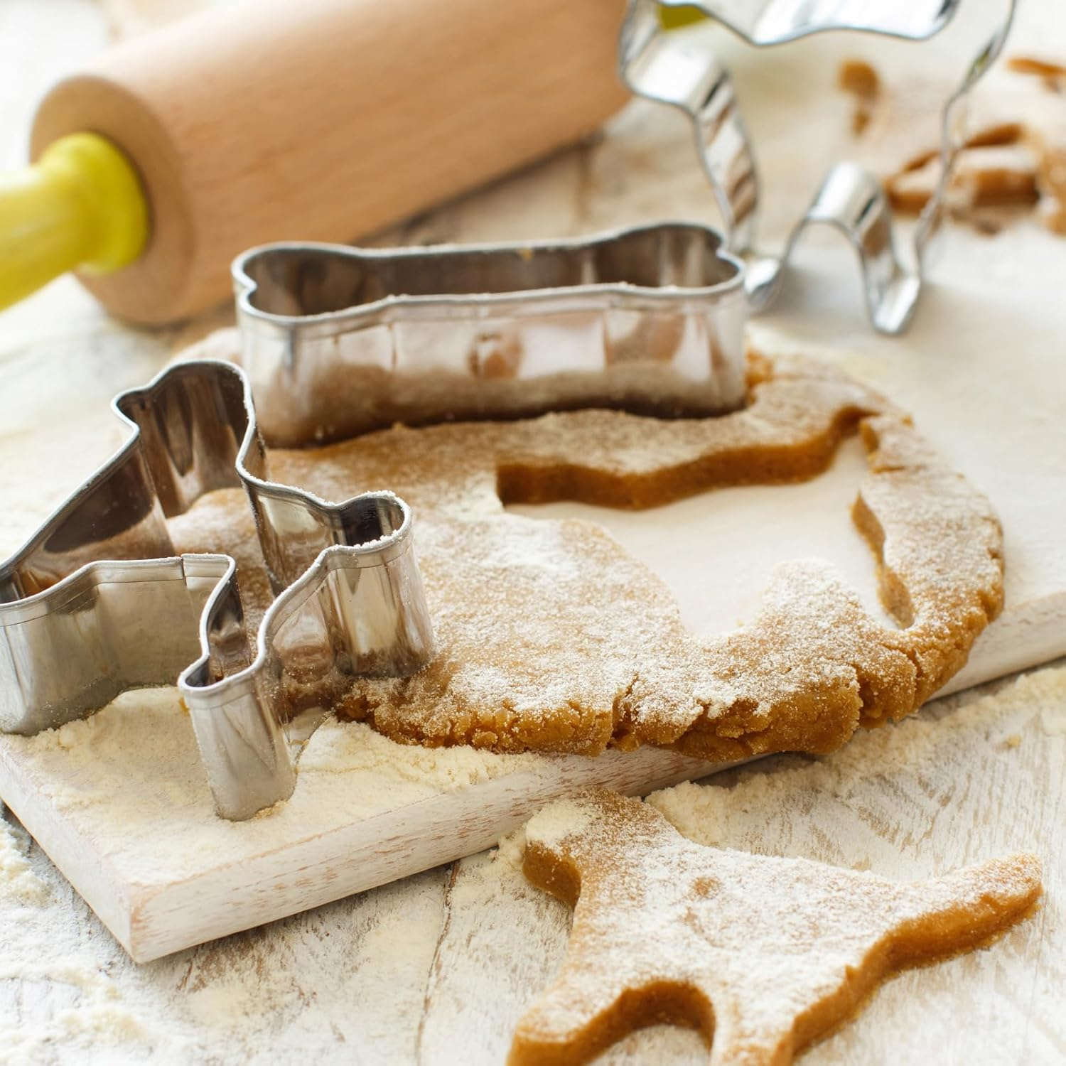 GWHOLE 26 Pcs Cookie Cutter Set, Mini Animal Unicorn Classic Shape Cookie Cutters for Kids Christmas Winter Holiday image number 4