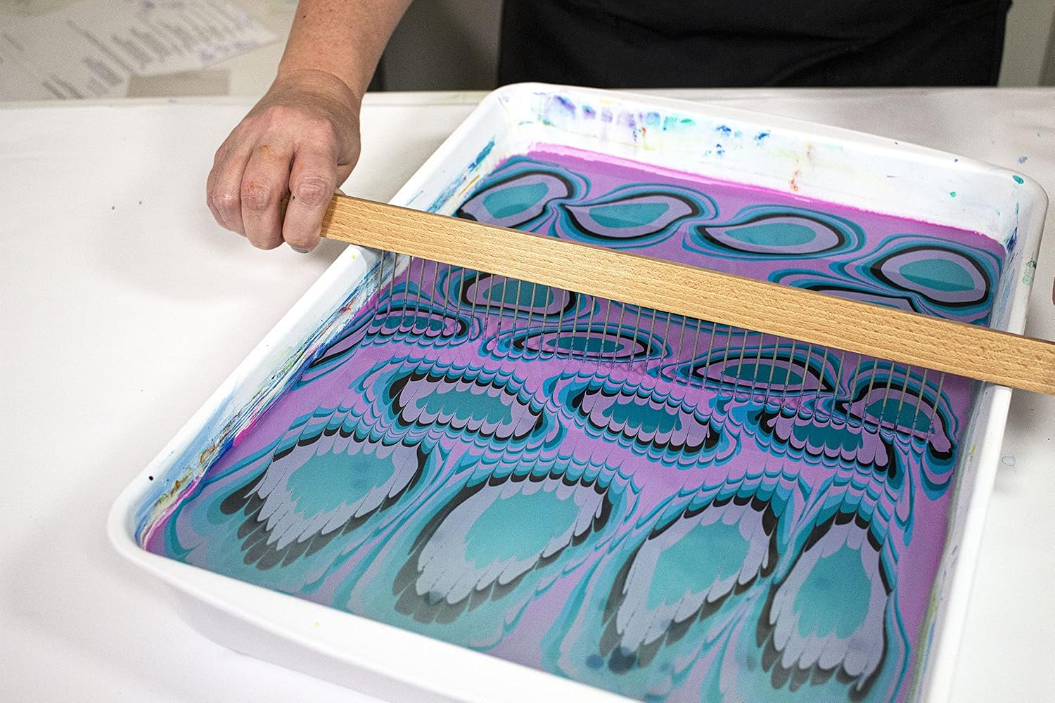 Decoart Water Marbling Standard Comb- image number 1