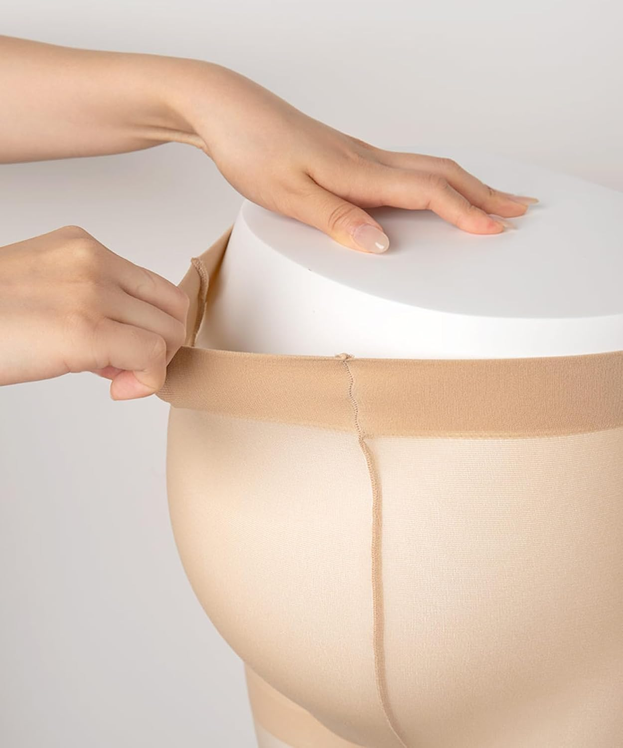 Wacoal Maternity MLP291 Women'S Maternity Pantyhose, for Prenatal Use, Smooth Texture, Zokki Type Pantyhose image number 3