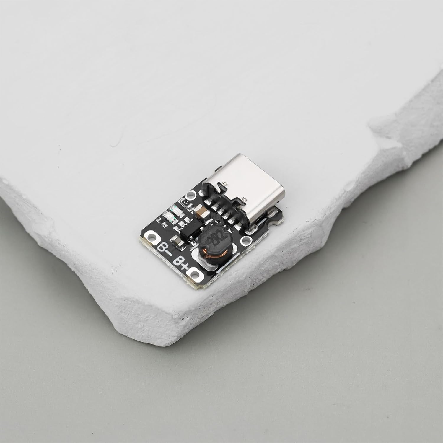 SING F LTD 4Pcs USB Type C 5V 2A Charging and Discharge Module for 3.7V 18650 Battery image number 3