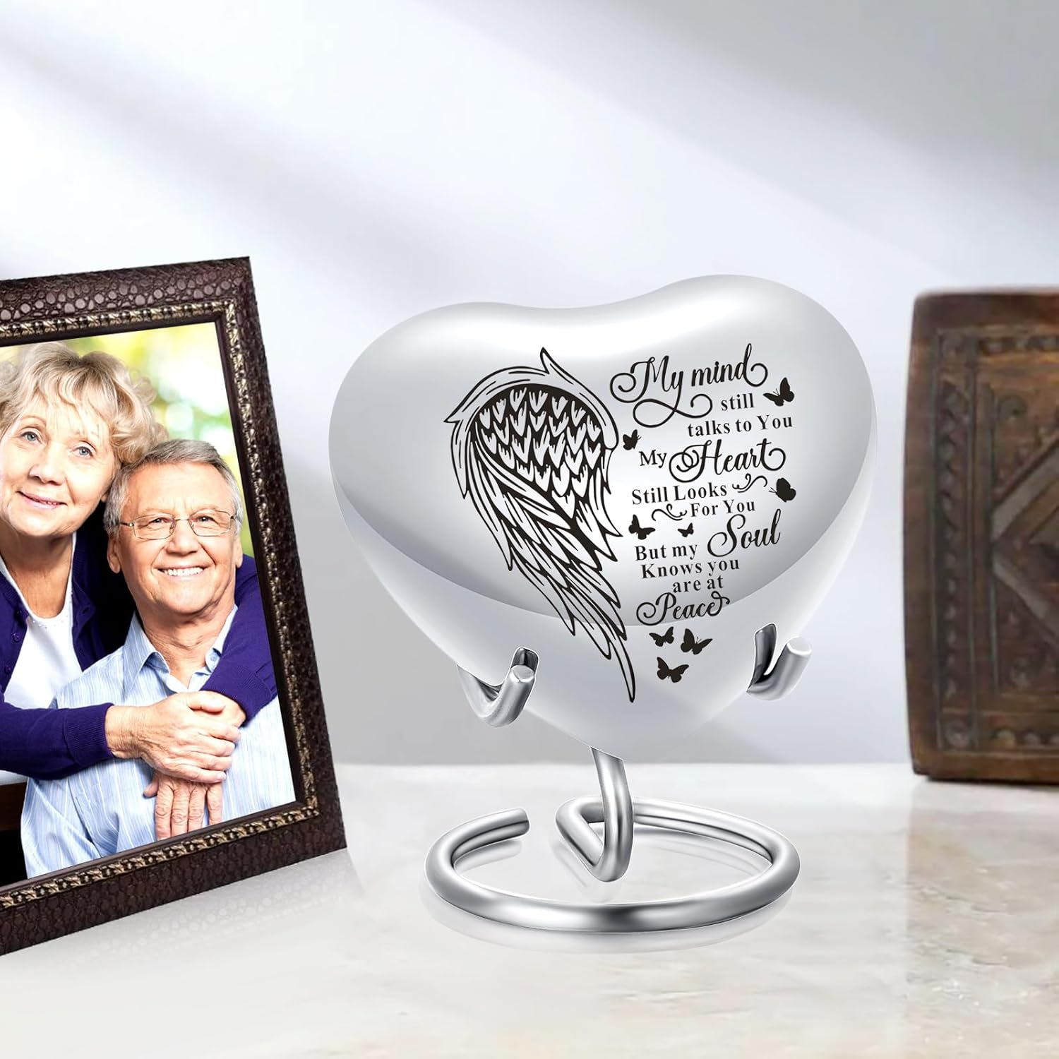 AIWENXI Pet Urn Memorial Container Jar Pot Urn Memorials Keepsake Pet Dog Cat Urn Mini Urn Memorial Urn for Cremation Ashes (Wings Silver)