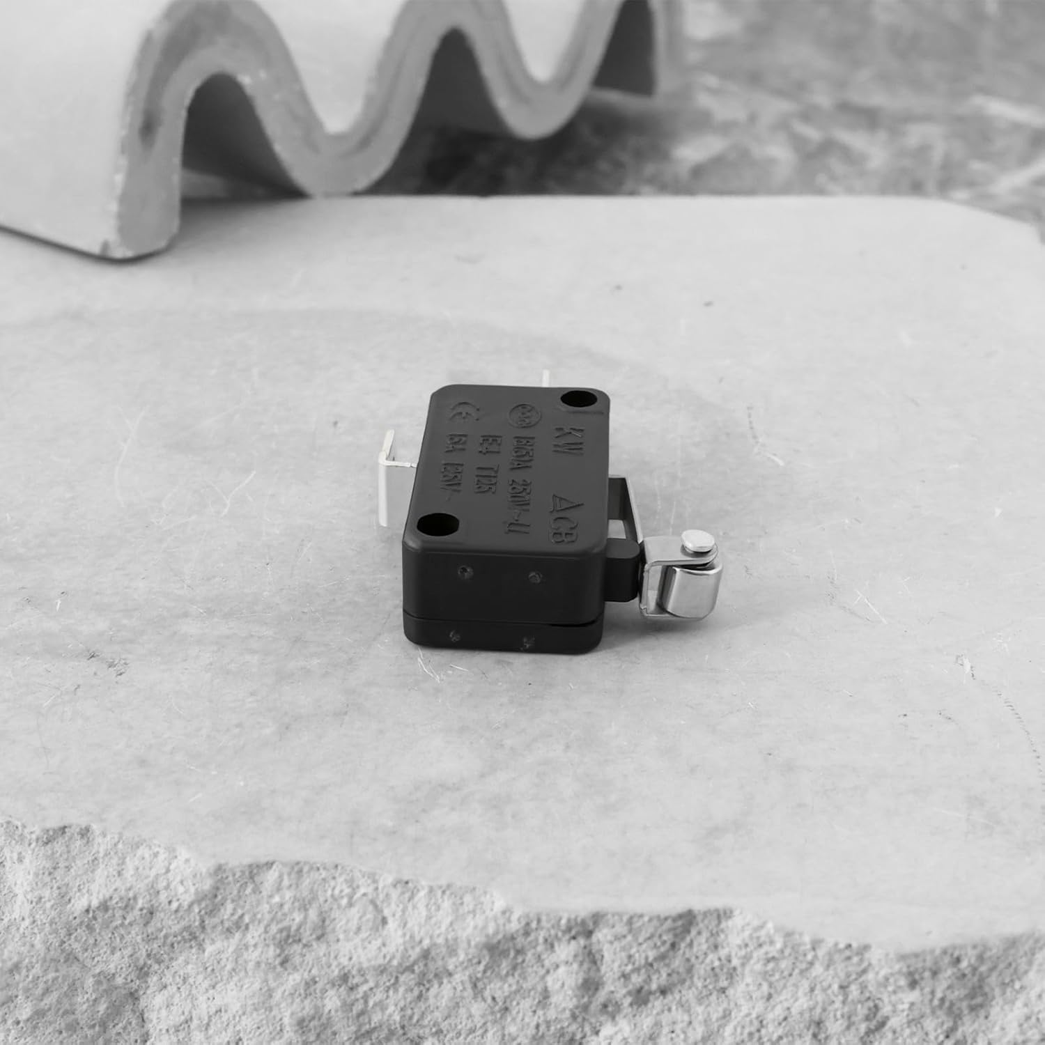 YINETTECH 2Pcs Golf Cart Accelerator Micro Switches 16A 250V 10896 25861G01 25861-G01 KW7-0 Compatible with EZGO Electric 1994-Up TXT PDS DCS image number 6