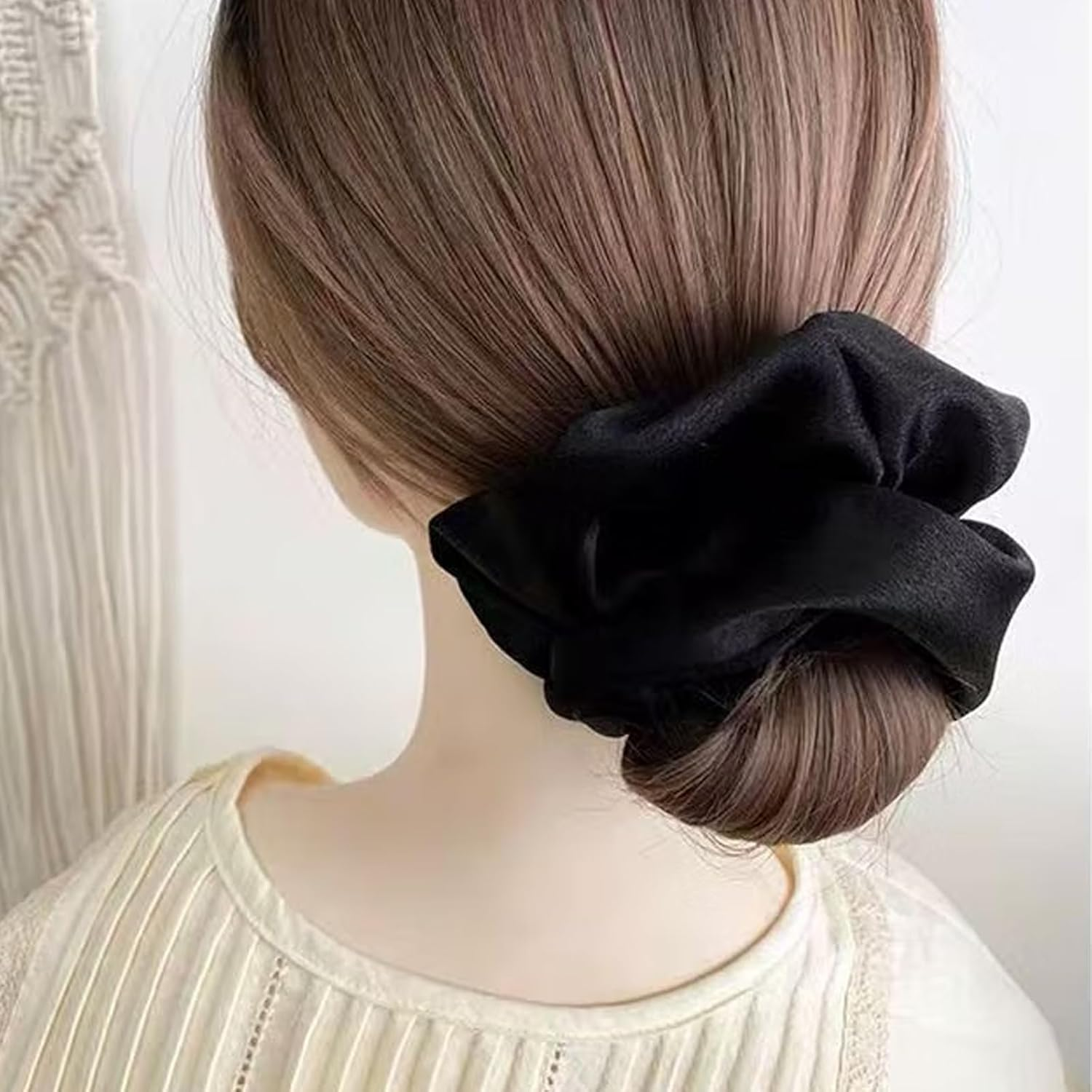 Pack of 6 Hair Bobbles Scrunchies with Zip Pocket, Scrunchies Hair Scrunchies with Zip, Secret Compartment, Discreet Money Hiding Place for Hiding, Travel Gadgets, Travel Gadgets for Women and Girls image number 2