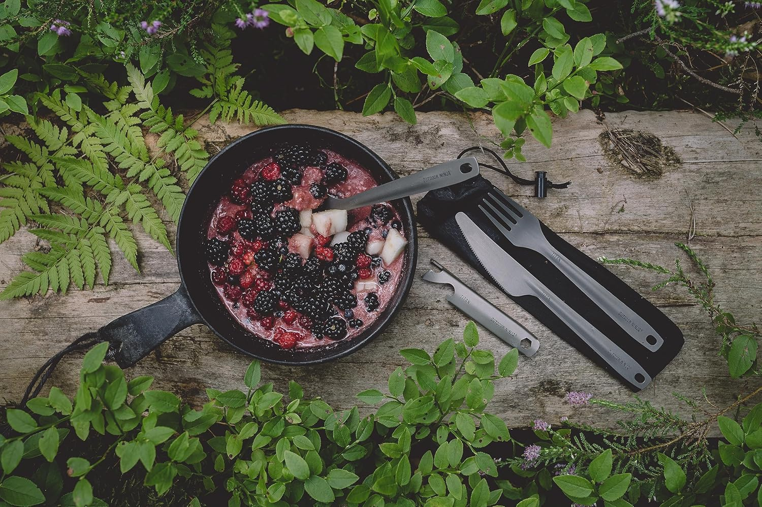 Outdoor Ninja Titanium Cutlery Set image number 4