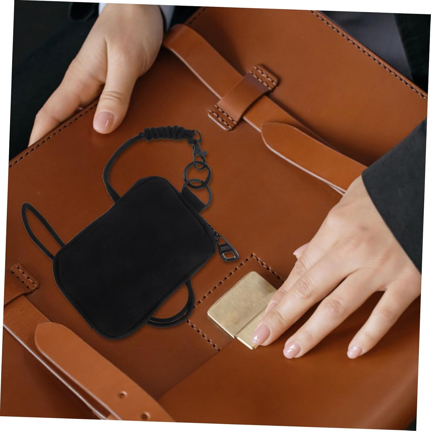 JECOMPRIS Outdoor Leisure Lanyard Bag Multi Functional Hanging Pocket for Travel Sports Activities Holds Keys Earphones Credit Cards Coins image number 4