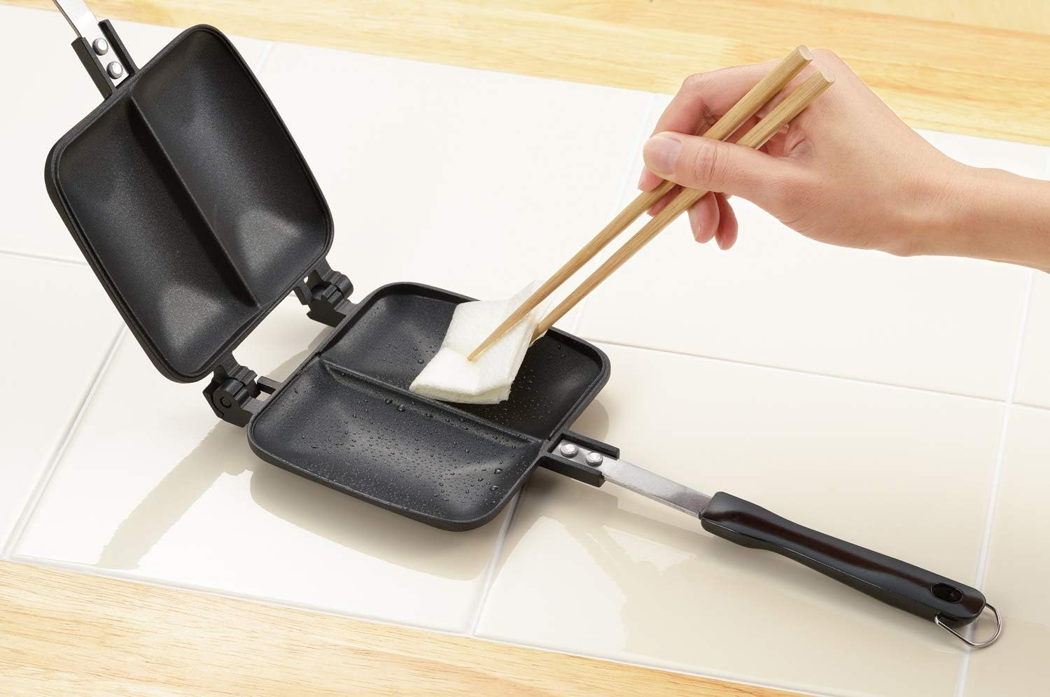 Yoshikawa SJ2703 Hot Sandwich Maker, for Gas Stoves, Double, Total Width 5.5 X Total Length 13.4 X Height 1.3 Inches (14 X 34 X 3.2 Cm), Black, Outdoor, Camping image number 1