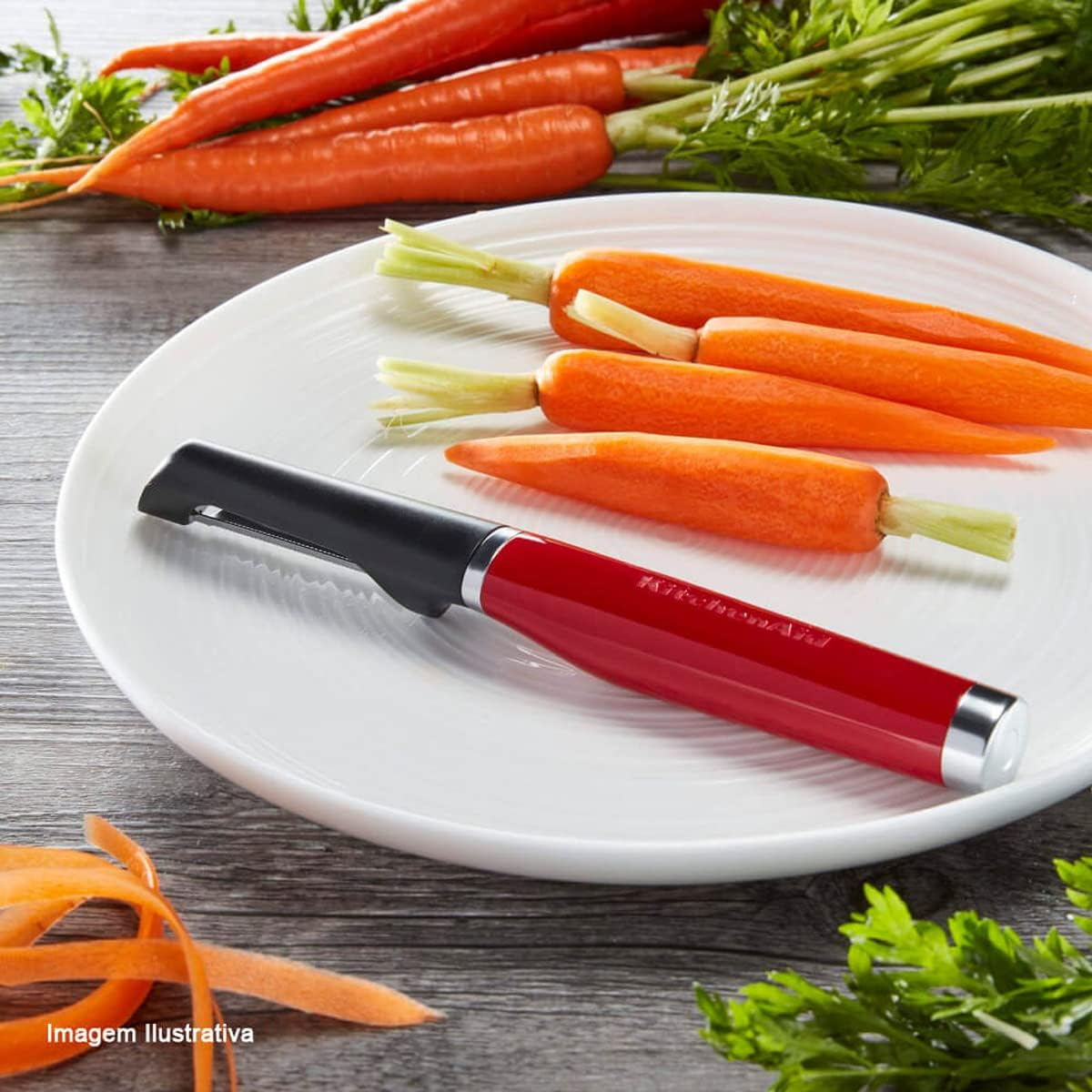 Kitchenaid Classic Euro Peeler Empire Red - Double-Edged Serrated Blade for Effortless Peeling | Rust-Resistant Stainless Steel Construction | Ergonomic Handle for Comfort Protective Sheath - Black image number 7