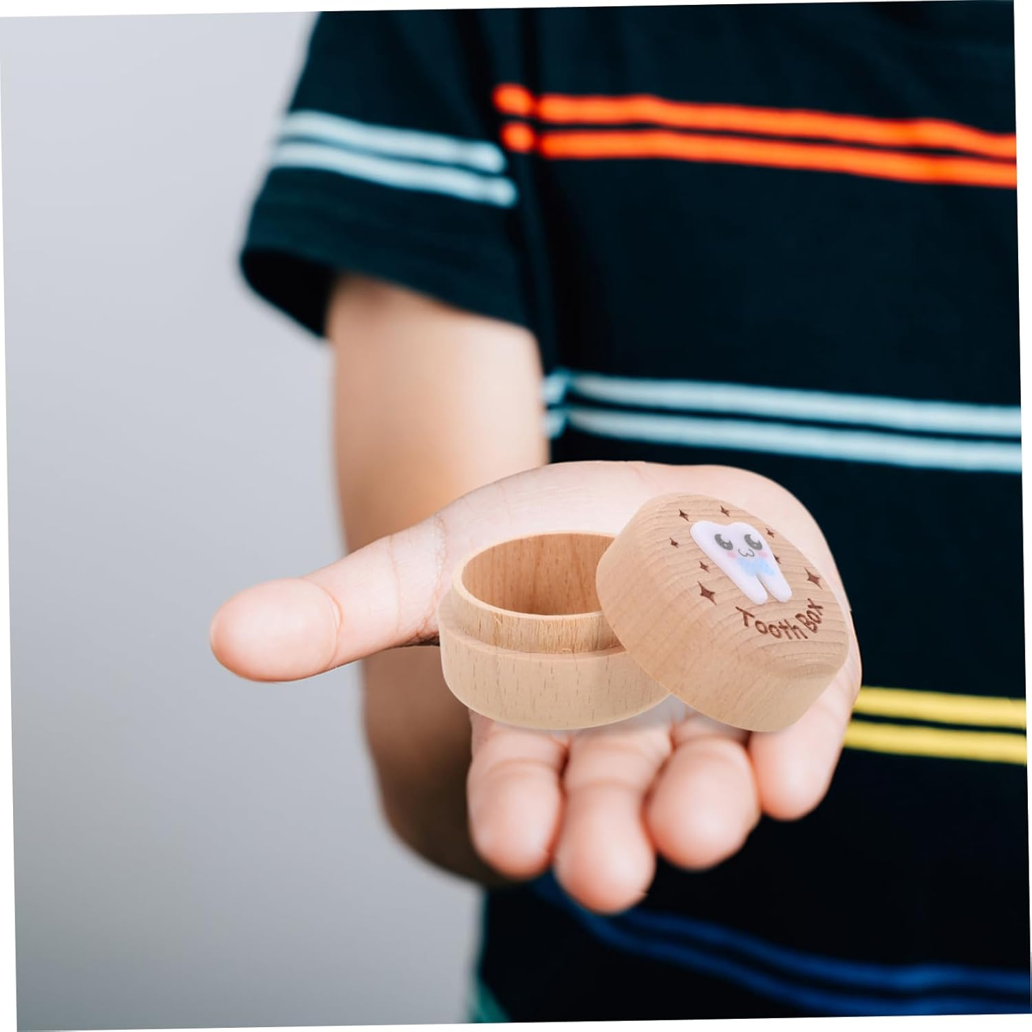 ERINGOGO Wooden Baby Tooth Box and First Tooth Keepsake Organizer for Boys and Girls Fetal Hair Storage Case for Newborns Modern Simple Wood Design image number 2