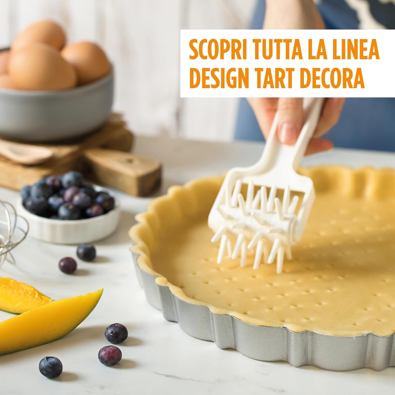 Decora, 0075055 Cake Tin with Moving Base 29 X 20 X 3 Cm Non-Stick Steel Oval Makes It Easy to Demould the Cakes Design Line image number 2