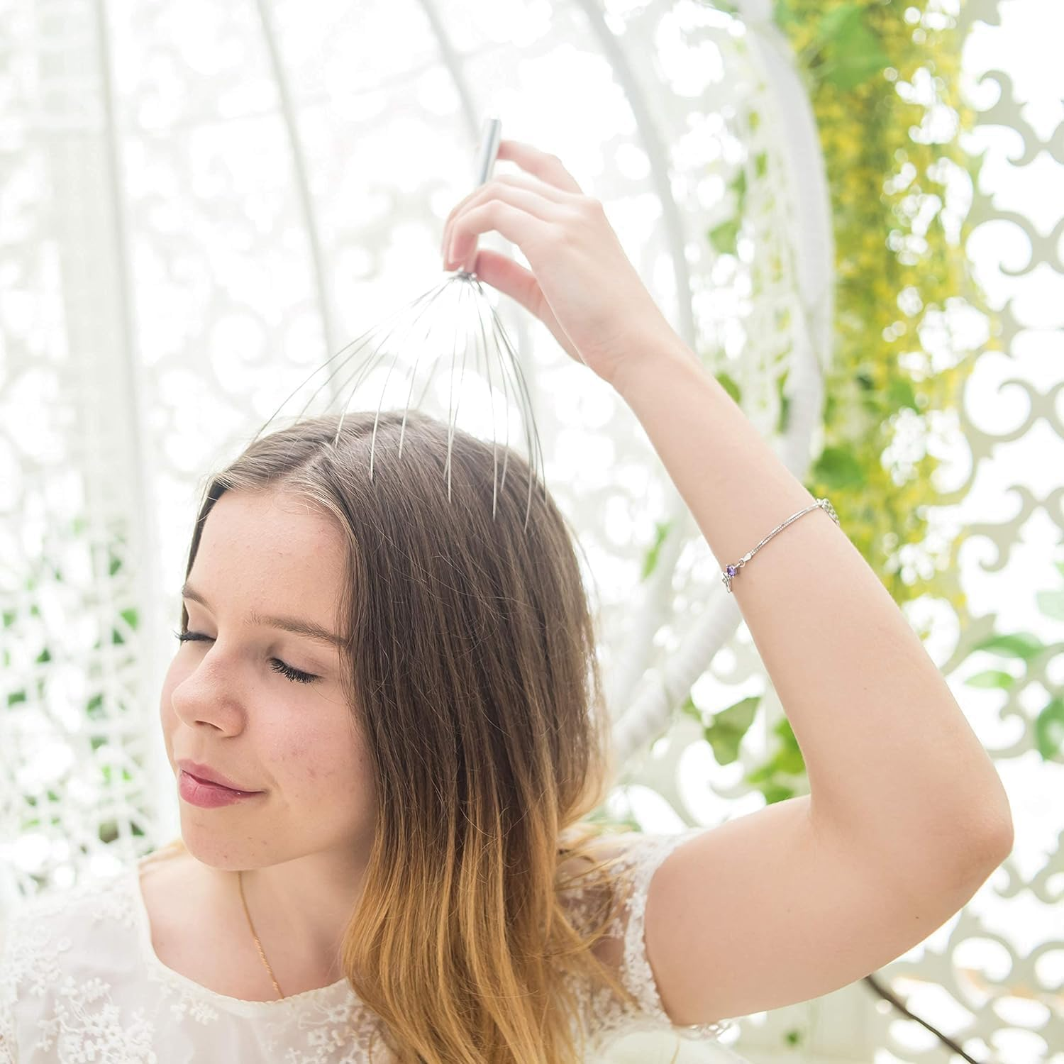 LOVJOYSE 20 Finger Head Scratcher, Head Massager, Scalp Massager, Head Whisk Massager, Wire Massager for Head Hair Body Massage and Stress Relax (Silvery) image number 6