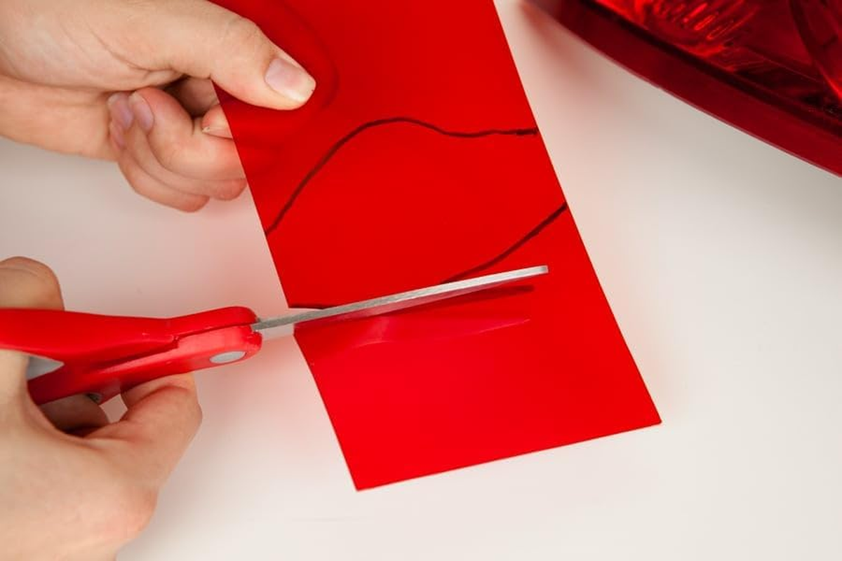 3M Auto High-Strength Lens Repair Film, 3.5 in X 7.75 In, Assorted Sheets: Red/Amber/Clear, Weatherproof & Airtight Seal, Flexible Film Repairs Flat or Curved Lenses on Truck & Car Lights (03345) image number 5