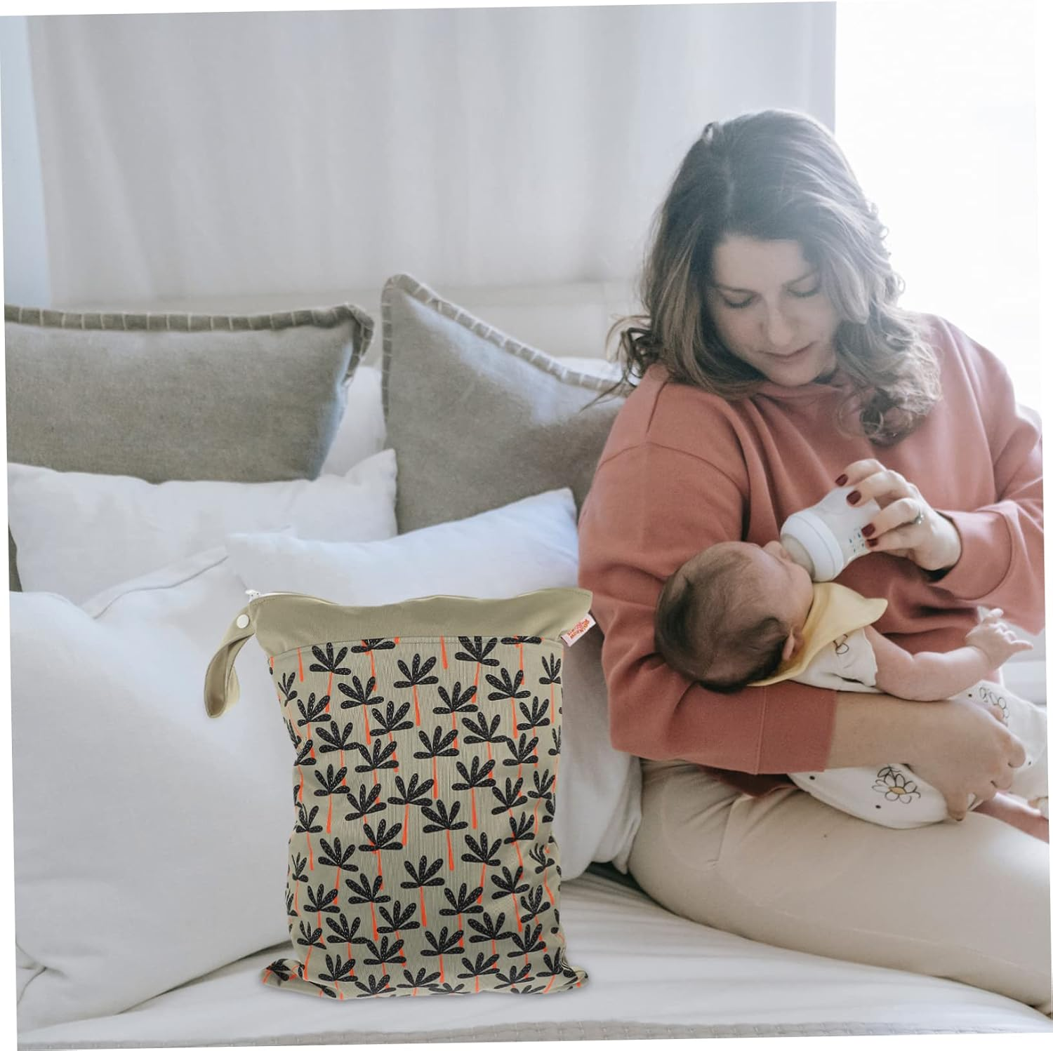 Ibasenice Diaper Storage Pouches Multipurpose Bag Travel Napkin Storage Bag for Diapers Organizing image number 1