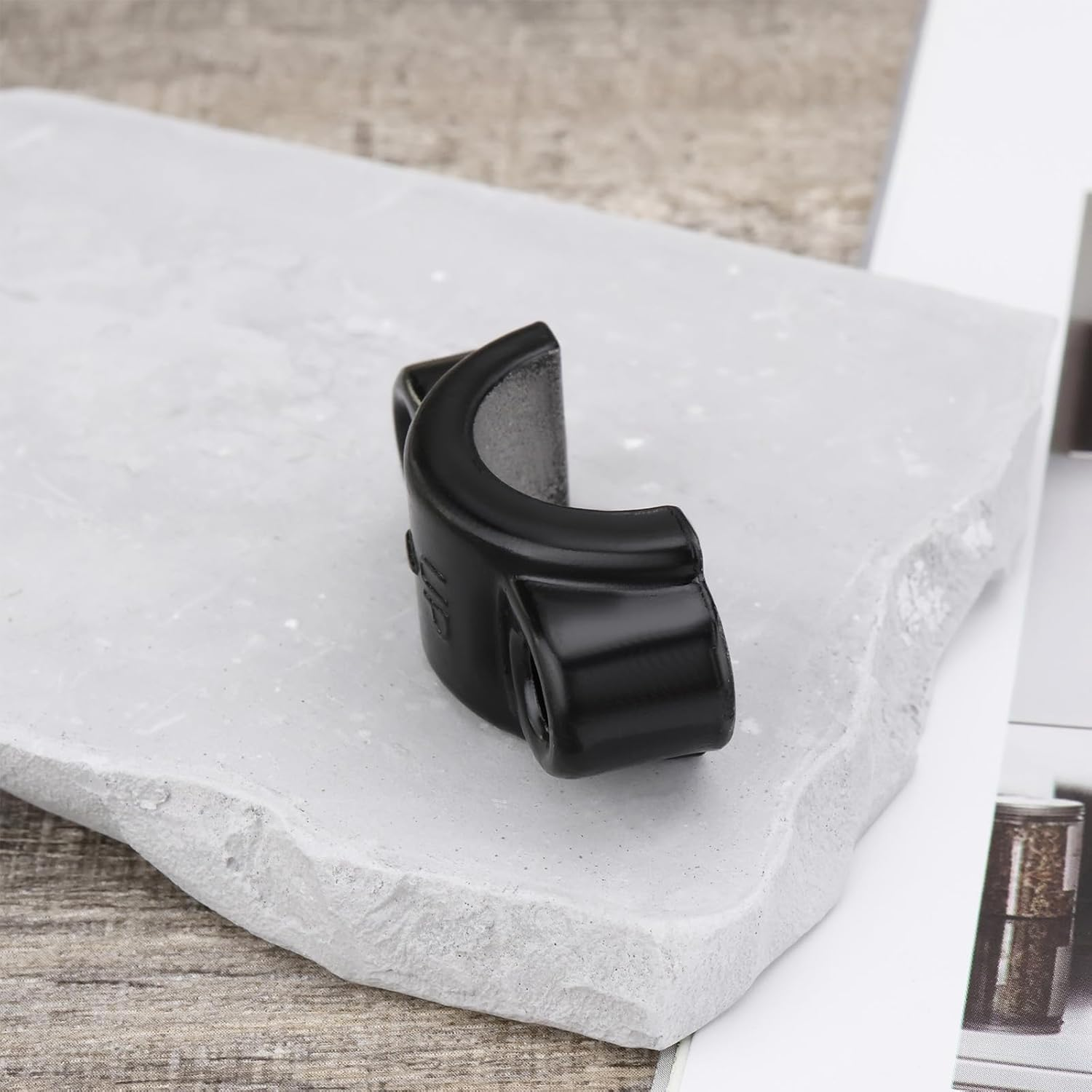 Create Idea 2Pcs M6 Brake Lever Clamp Aluminum Clutch Master Cylinder Clamp Bracket Cover Fixing Seat Suitable for 22Mm Dirt Bike Electric Bike Handlebars Black image number 2