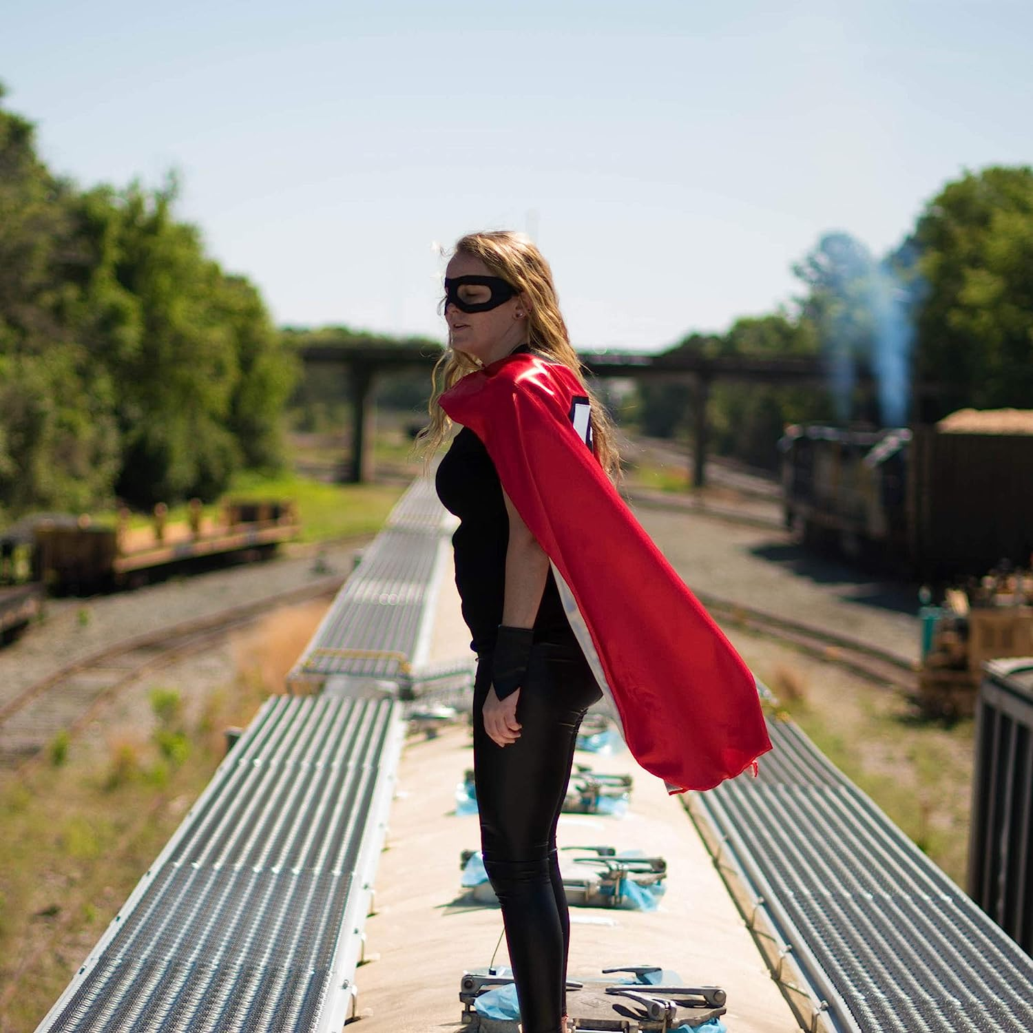 Everfan Men'S Polyester Satin Superhero Cape (38" LX48 W, Navy Blue) image number 5