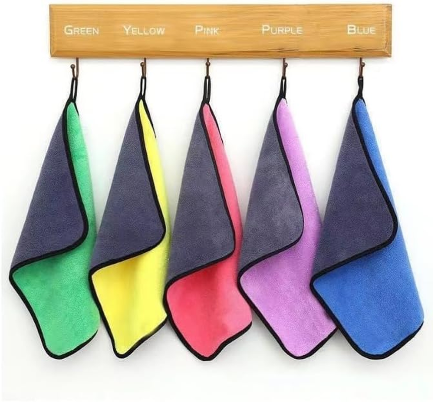 KUTKUT Microfiber Towel for Puppies Kittens Dog & Cats, Super Absorbent Quick-Drying Soft Lint Free Small Bath Towel for Pets (Pack of 1, 30 * 30Cm) image number 6