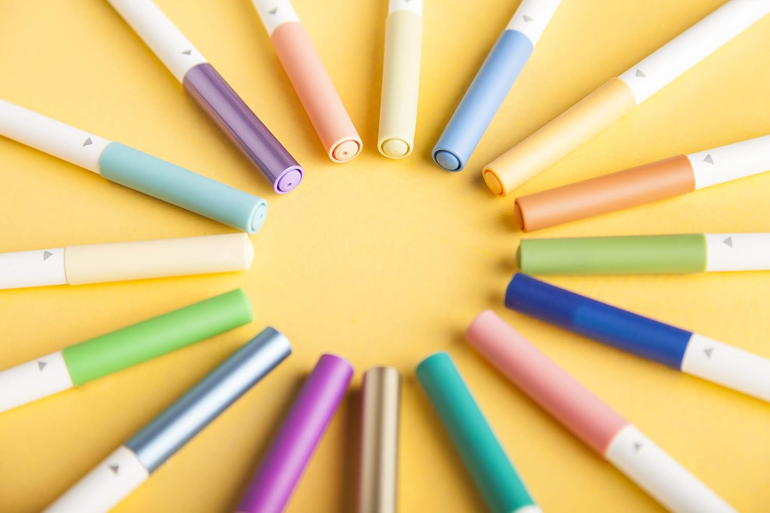 Cricut Ultimate Fine Point Pen Set, 0.4Mm Fine Tip Pens to Write, Draw & Color, Create Personalized Cards & Invites, Use with Cricut Maker and Explore Cutting Machines, 30 Assorted Colored Pens 1 Pack image number 4