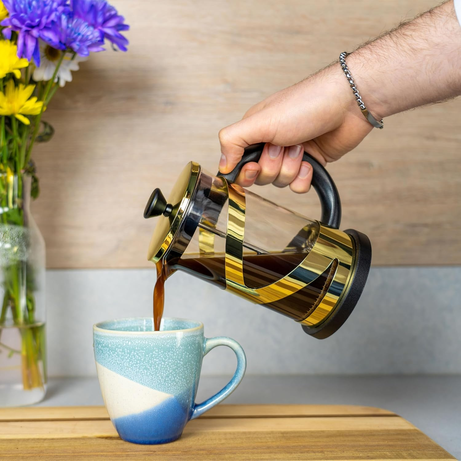 Caf&eacute; Ol&eacute; Classico Gold Cafeti&egrave;re, French Press Coffee Maker, Stainless Steel Mesh Filter, Glass Body with Stylish Gold Finish, 1000Ml (8 Espresso Cups, 4 Mugs)