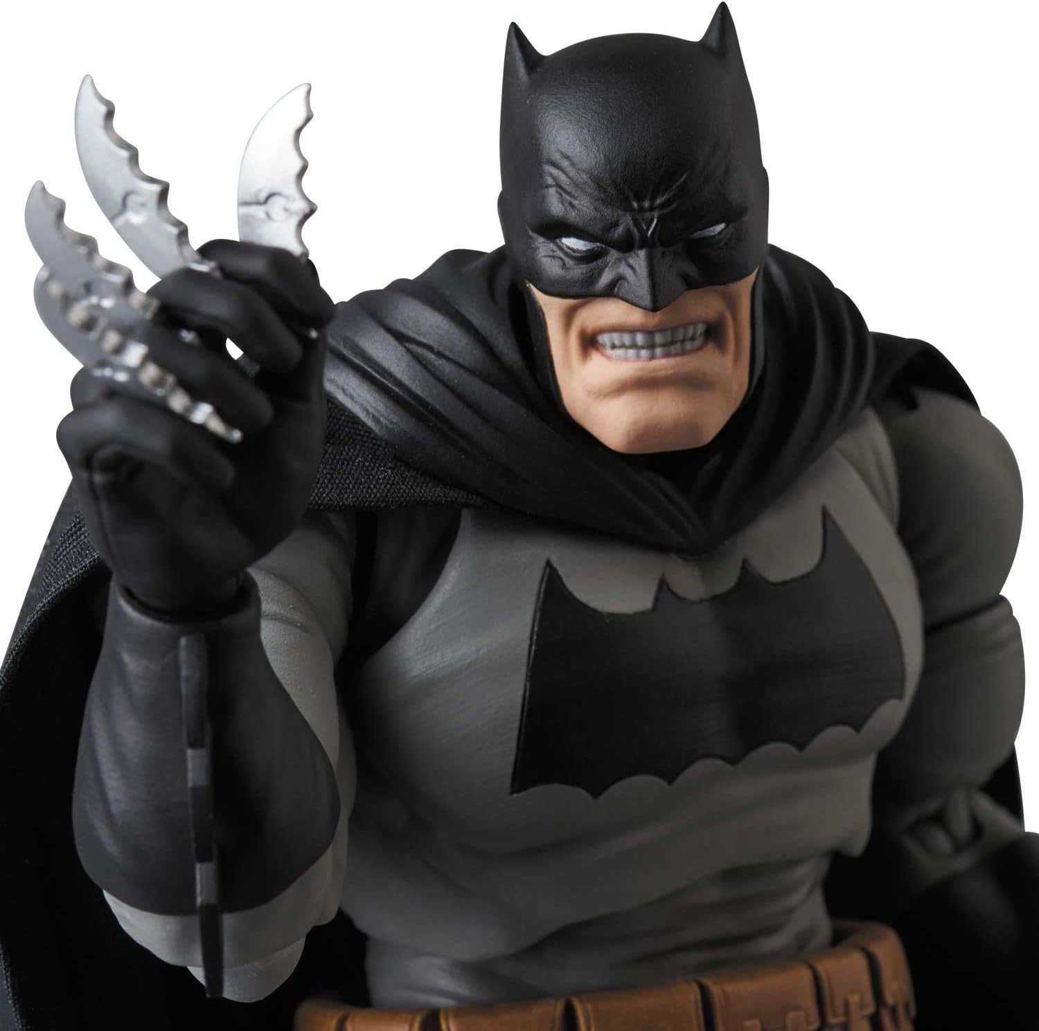 MEDICOM TOY Batman MAFEX Action Figure, Based on DC Comics the Dark Knight Returns, Highly Articulated, Poseable Cape, Multiple Hands, Two Heads, Stand, Adult, 6X6X8 Inches image number 2