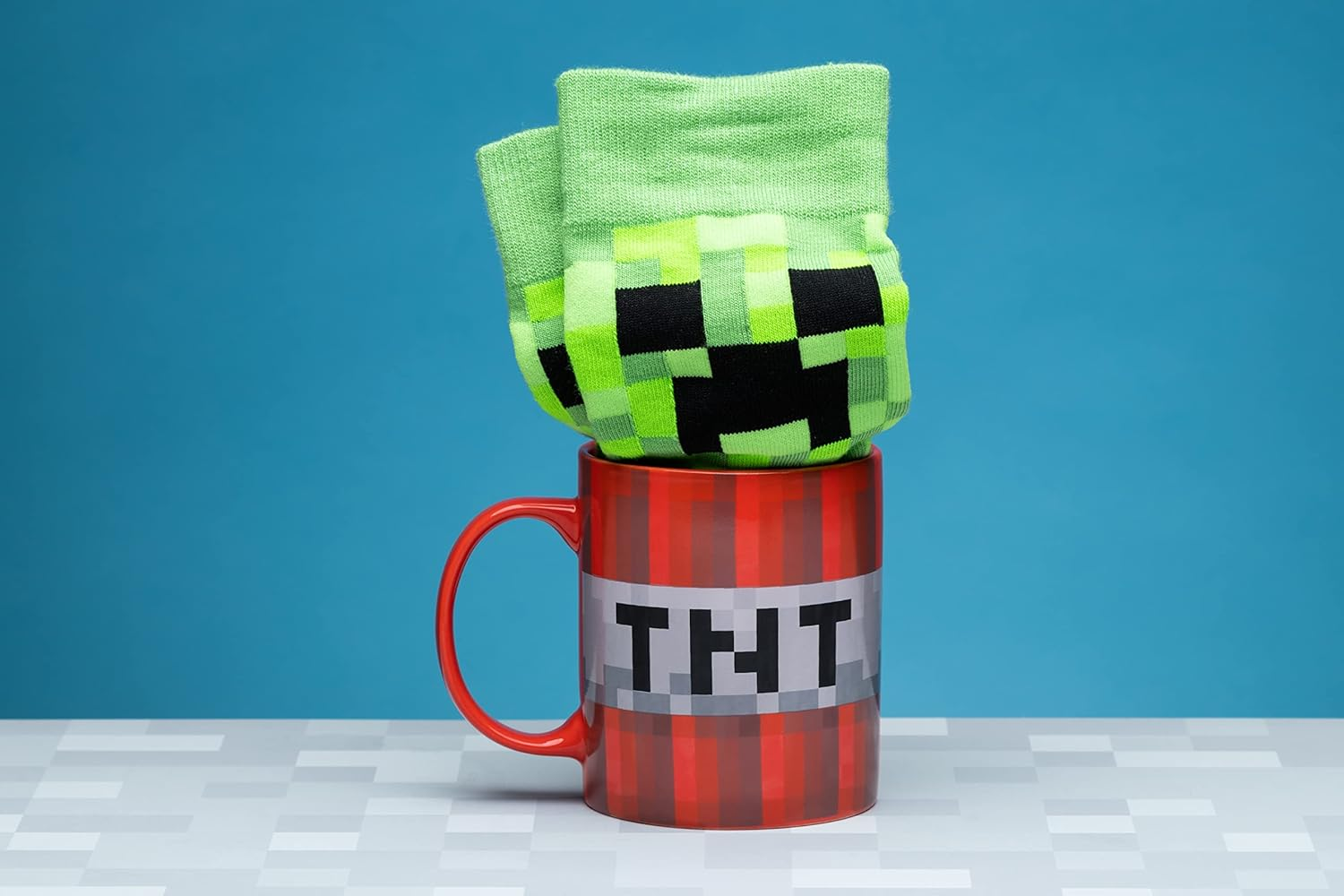 Minecraft Mug and Socks image number 5