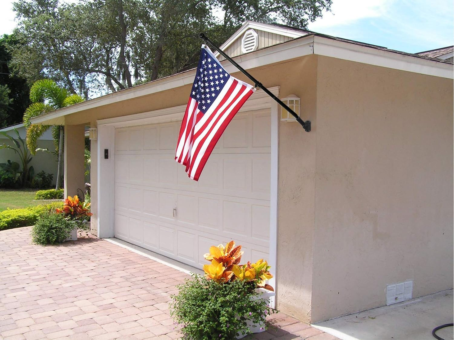 Diig 6FT Flag Pole Kit,Stainless Steel Heavy Duty Black American US Flagpole, Rustproof for Outdoor Garden Roof Walls Yard Truck (Without Bracket) image number 2