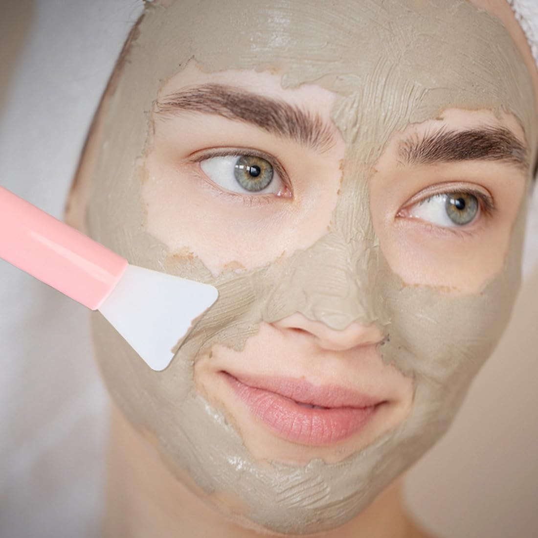 DWFEYOI Pack of 3 Silicone Face Masks Brush Applicator Face Masks Spatula Face Masks Brush Skin Care Applicator for Face Mud Clay Mask DIY Modelling Mask Body Lotion image number 1