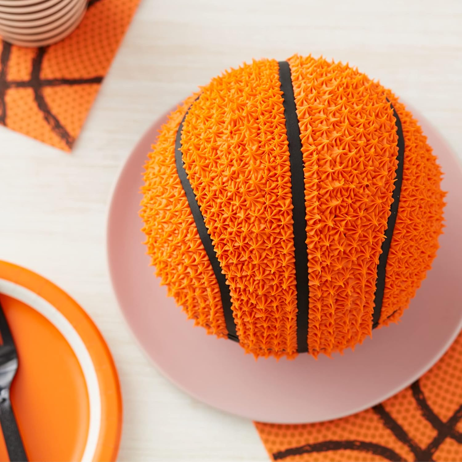 Wilton 3-D Sports Ball 6-Inch Aluminum Cake Pan Set image number 4