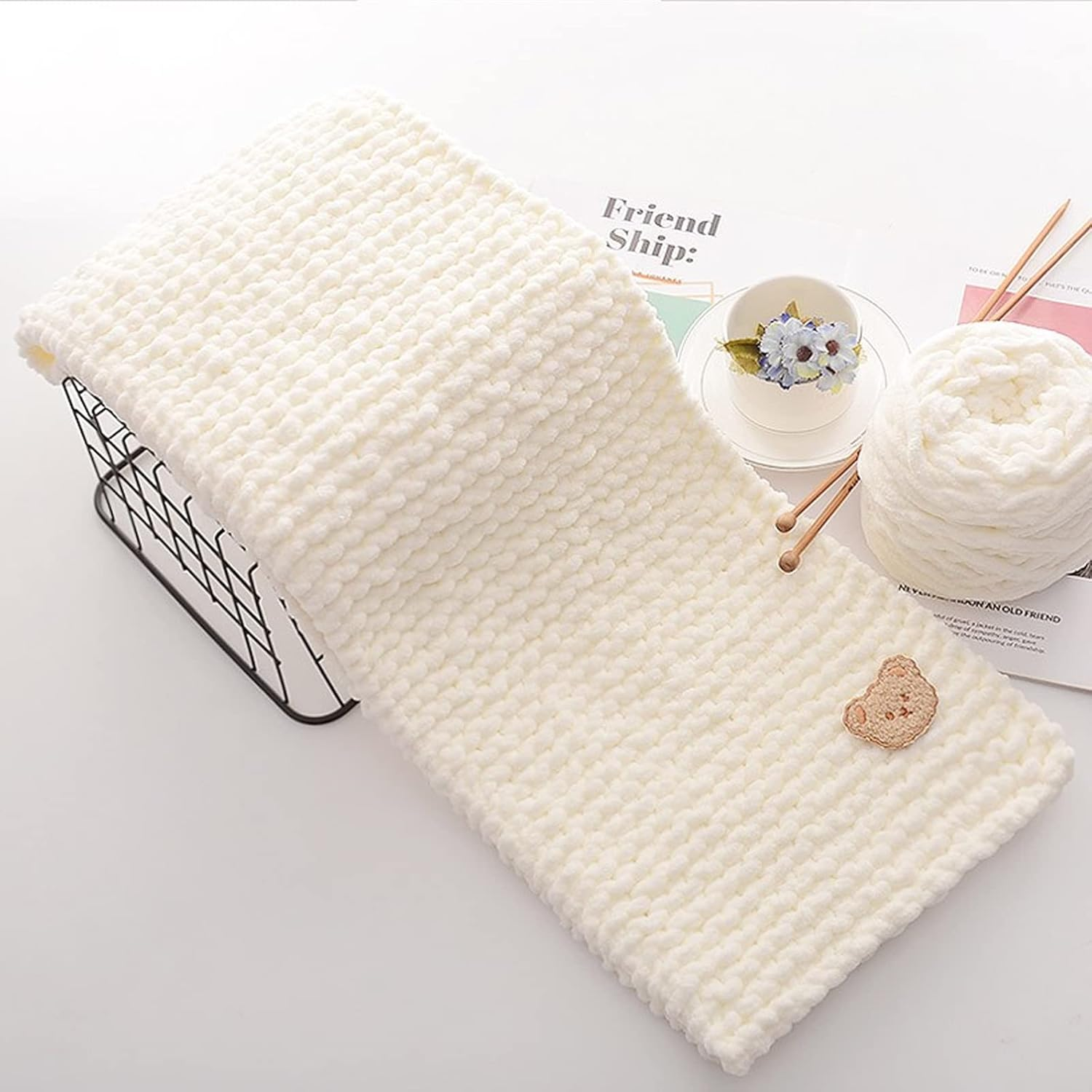 Knitting Wool Yarn 4 X 100G Multi-Colored Knitting Yarn for Crochet, Soft Chunky Yarn for Yarn Projects Making Plush Balls Handmade Bags Sweaters Shoes Hats Sweaters Blankets Scarves,White image number 5