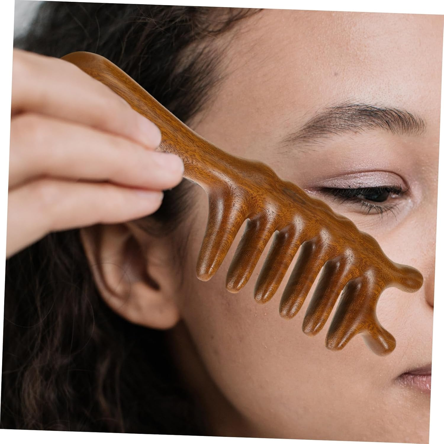 FRCOLOR Wooden Scalp Massage Comb Hair Scalp Massager Sandalwood Head Scratcher Wide Comb image number 3