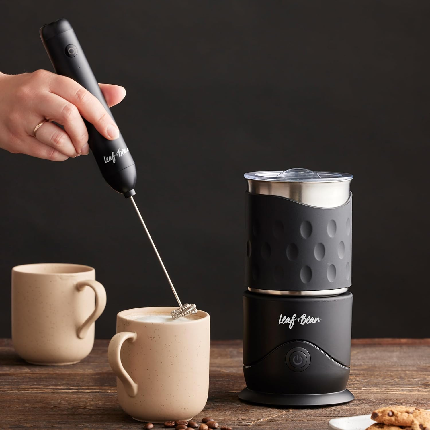 Leaf & Bean 2-In-1 Handheld Rechargeable Milk Frother image number 3