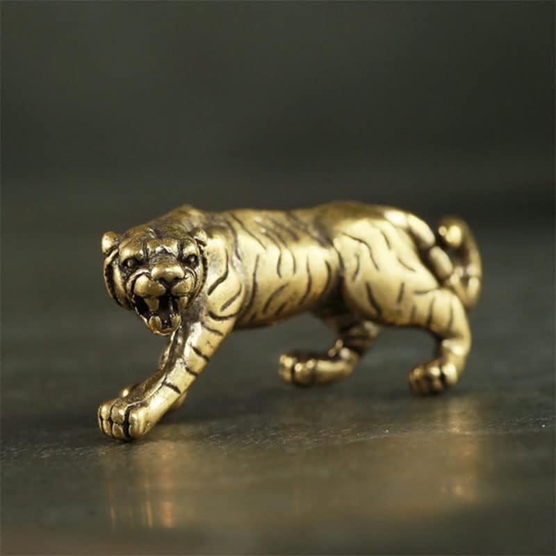 1Pc Gold Antique Copper Tiger King Figurines Home Decor Accessories Vintage Brass Animal Ornaments Desk Decorations Collectible Figurines