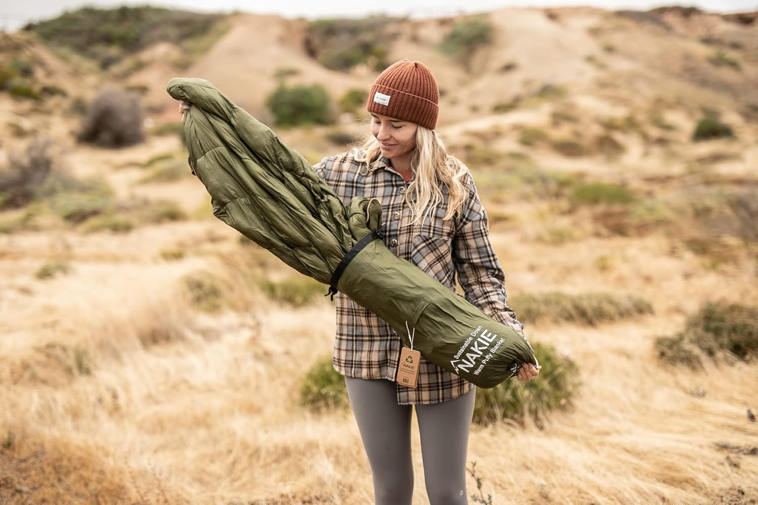 Nakie Puffy Blanket - Compact, Light Weight Portable, Camping, Travel and Hiking, Sustainable (Olive Green) image number 6