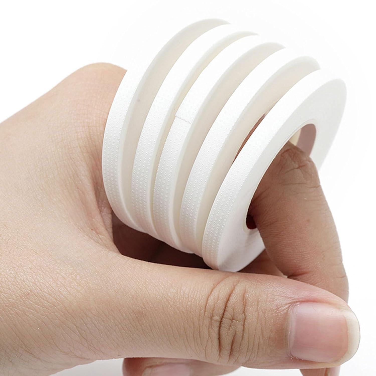 Eyelash Extension Tape 30 Rolls PE Elastic Point Break Design Lash Extensions Tape Easy for Beauty Salon Use