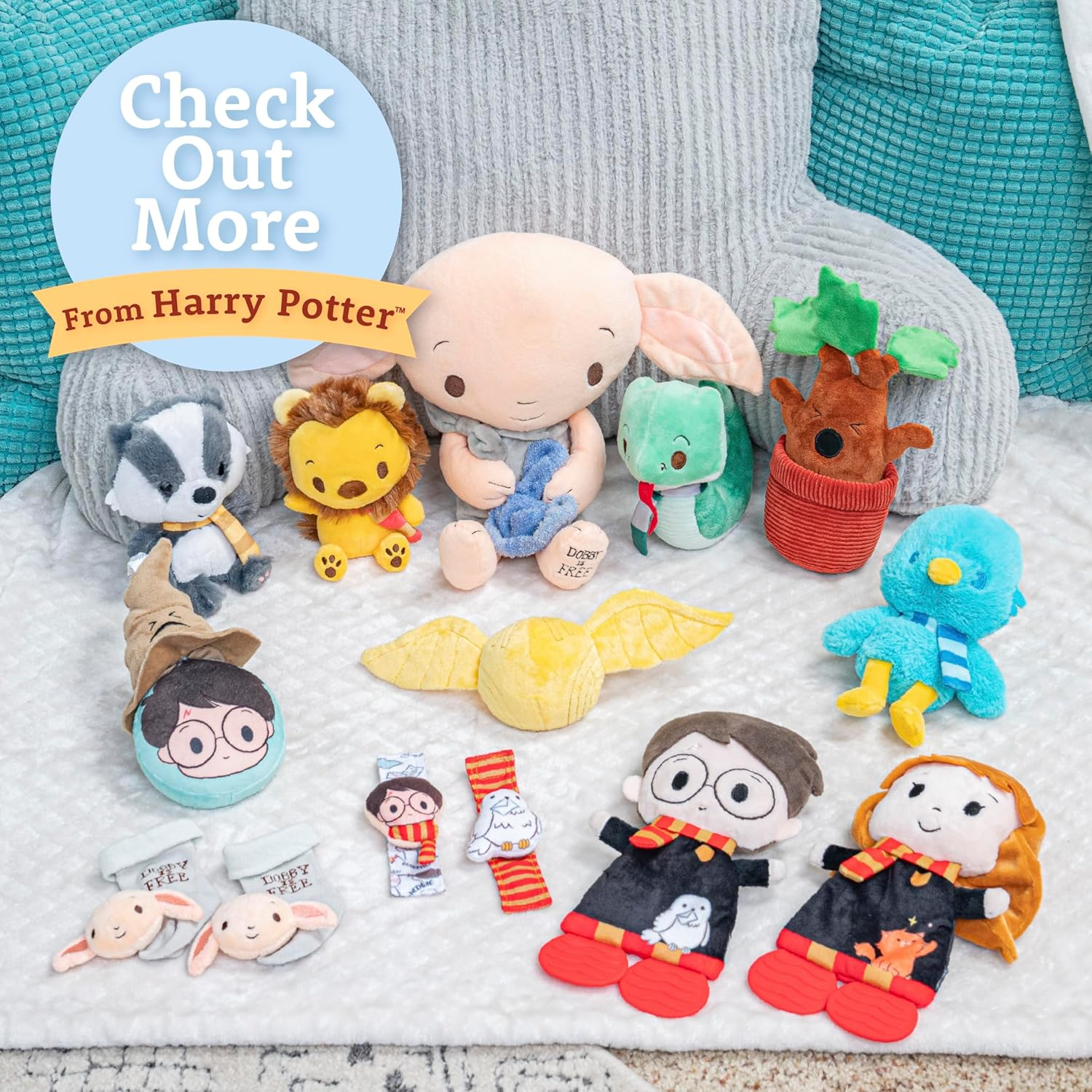 Harry Potter - On-The-Go Hogwarts House Blanky, Birth+ image number 3