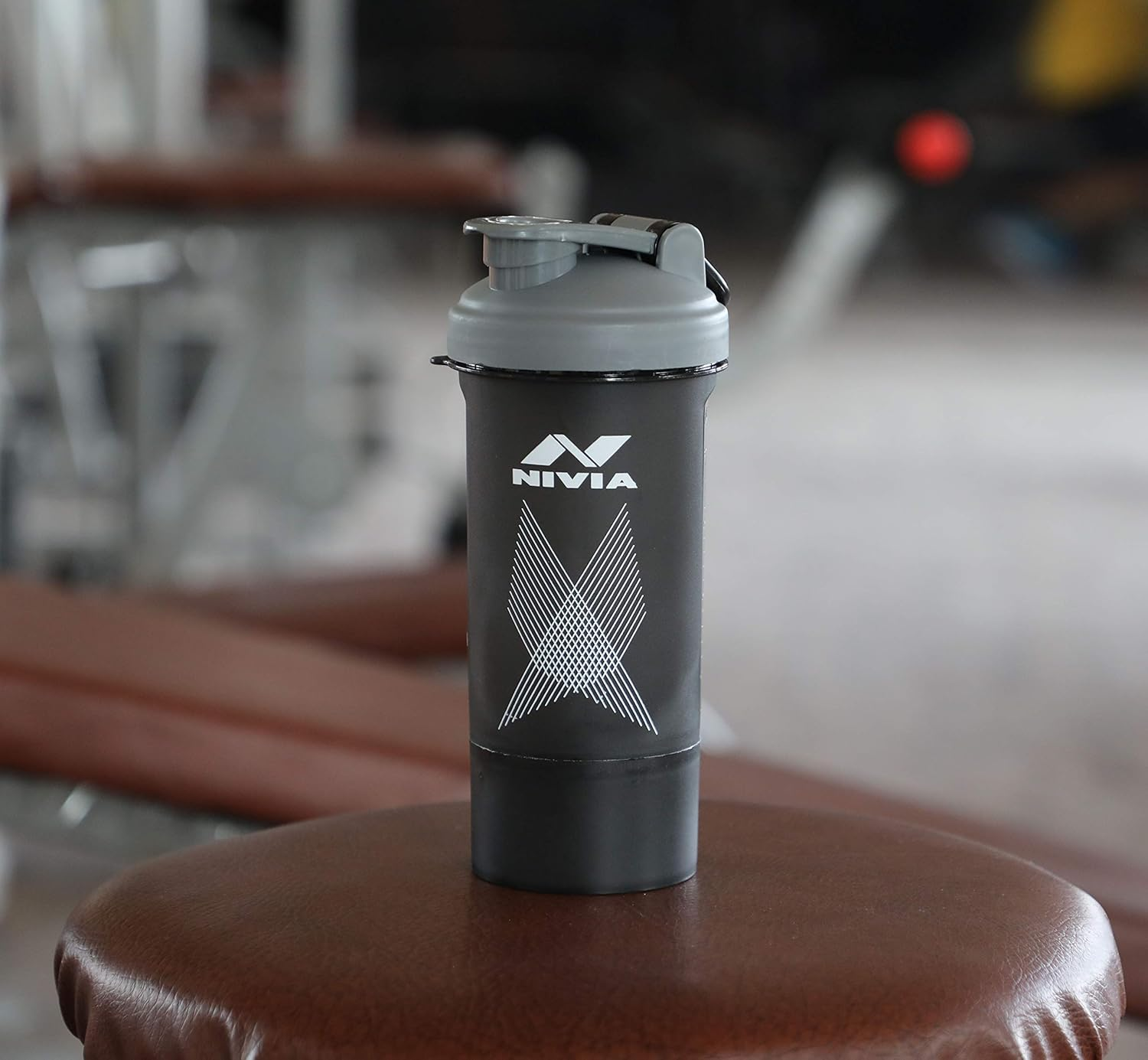 Nivia Venom Sports 650 Ml Shaker Bottle with Extra Compartment - Ideal for Protein (Orange, Capacity - 650 Ml) | Material - Plastic | for Sports, Cycling, Gym, Running, Training | Gym Water Bottles image number 5