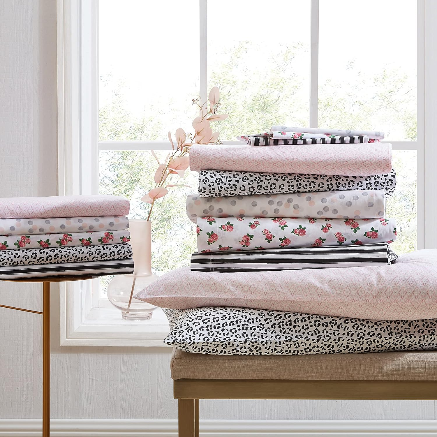 Betsey Johnson- Queen Sheet Set, Cotton Percale Bedding Set, Crisp & Cool, Lightweight & Breathable (Teeny Tiny Roses, Queen) image number 3