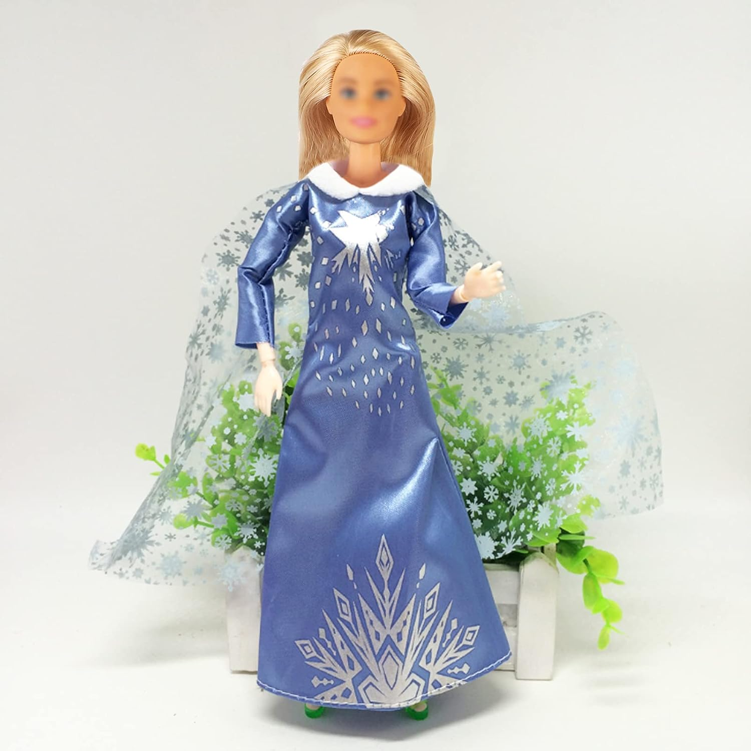 ONEST 30 Pieces Princess Clothes and Accessories for 11.5 Inch Girl Doll Include 10 Pieces Princess Dresses, 10 Pairs Shoes and 10 Pieces Necklaces - Litter Girls Gift image number 6