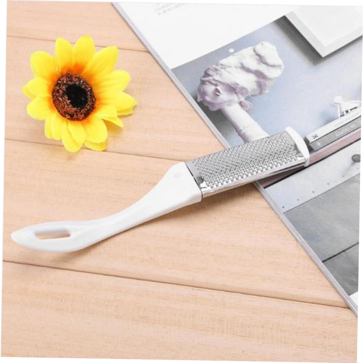 Beatifufu Metal Foot Scraper Blade Double-Sided Foot Heel Paddle for Pedicure Maintenance Random Color image number 3