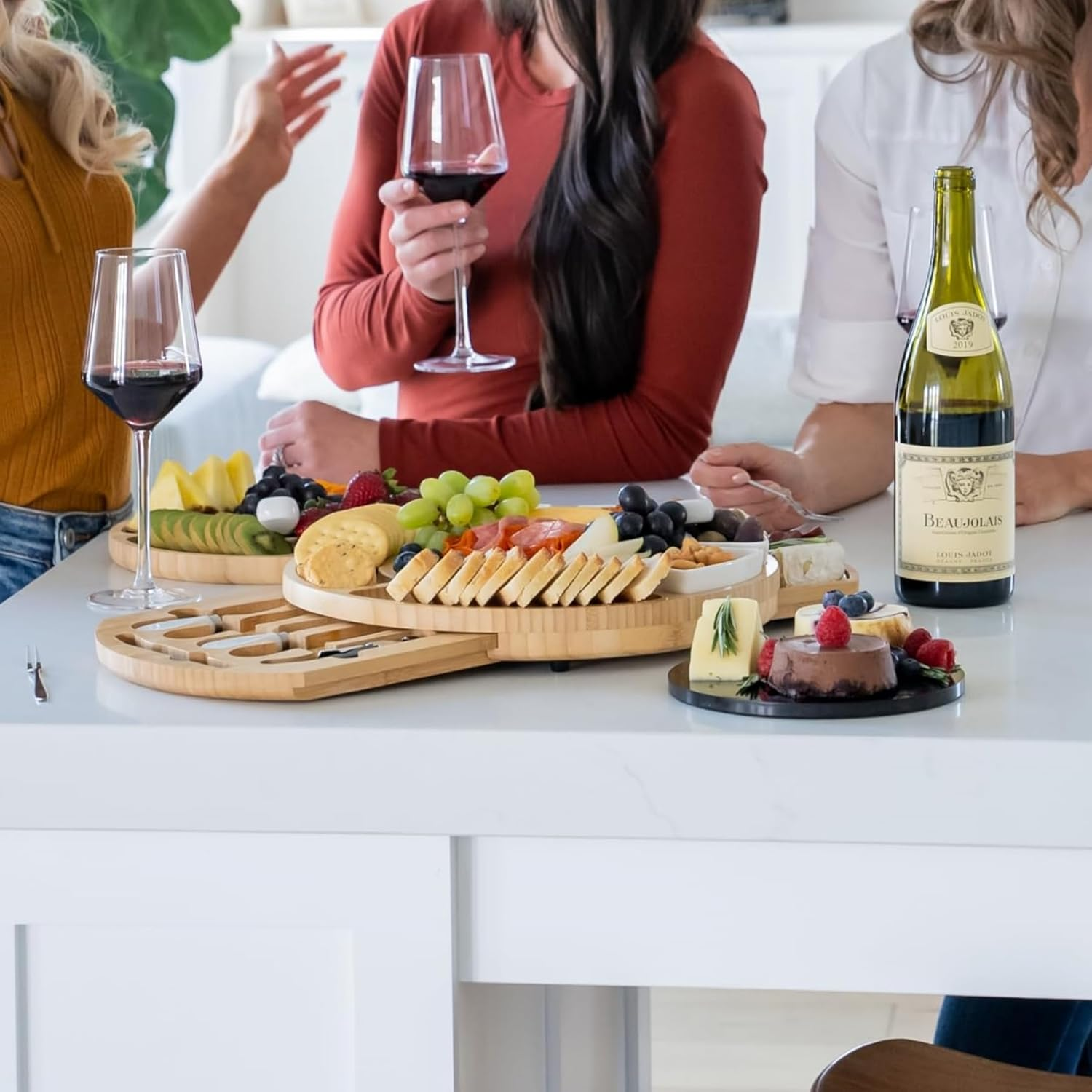 FORYUSE Cheese Board with Knife Set Bamboo Charcuterie Boards with Serving Platter Tray for New Home Gift, Wedding, Birthday, Family Party, Christmas image number 5