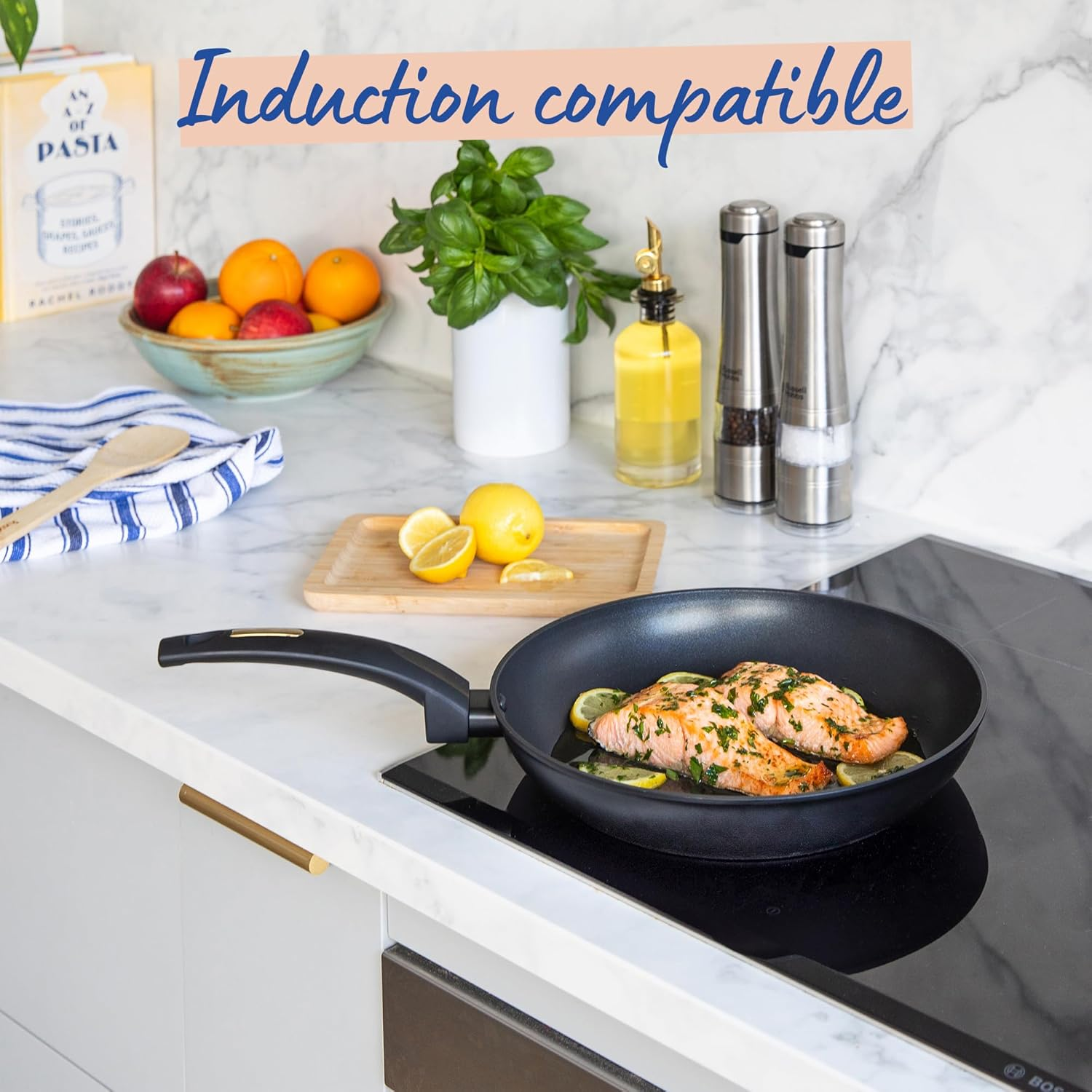 Russell Hobbs Noir Gold 30Cm Frypan, RHCW30FNG, Induction Compatible, Soft Touch Bakelite Handle, Easy Clean Non-Stick Surface, Stylish Gold Accents image number 3