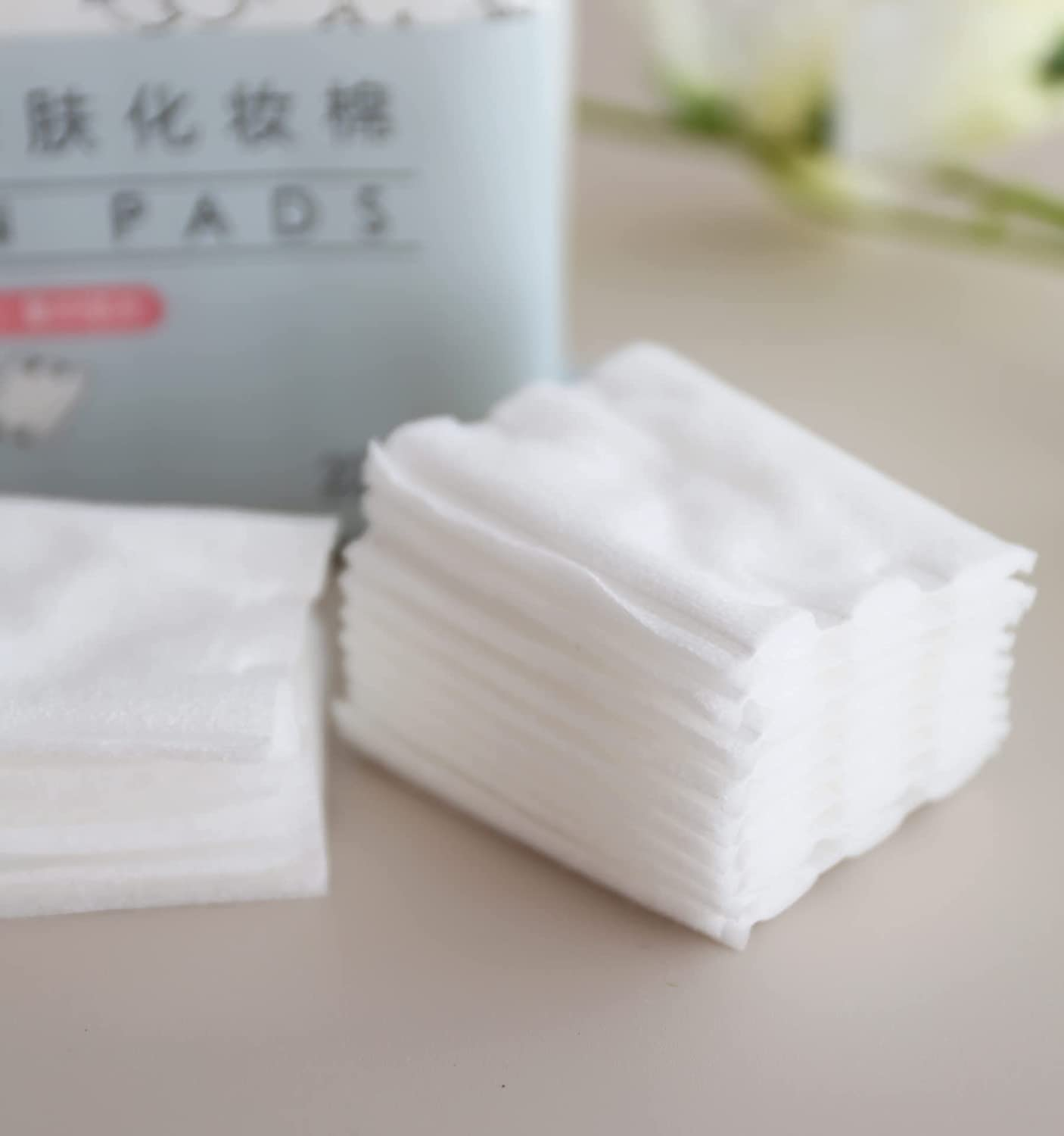 Reyoung Premium Cotton Pads for Face (444 Counts) | Makeup Remover Pads, Hypoallergenic, Lint-Free | 100% Pure Cotton image number 2