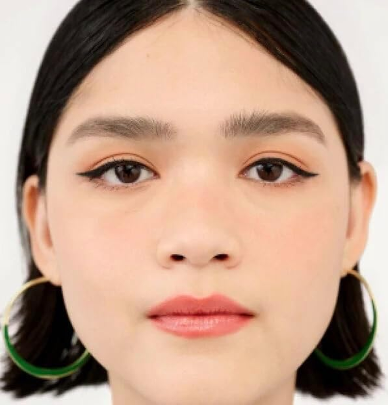 Benefit Cosmetics - Gimme Brow + Volumizing Eyebrow Gel - 6 image number 2