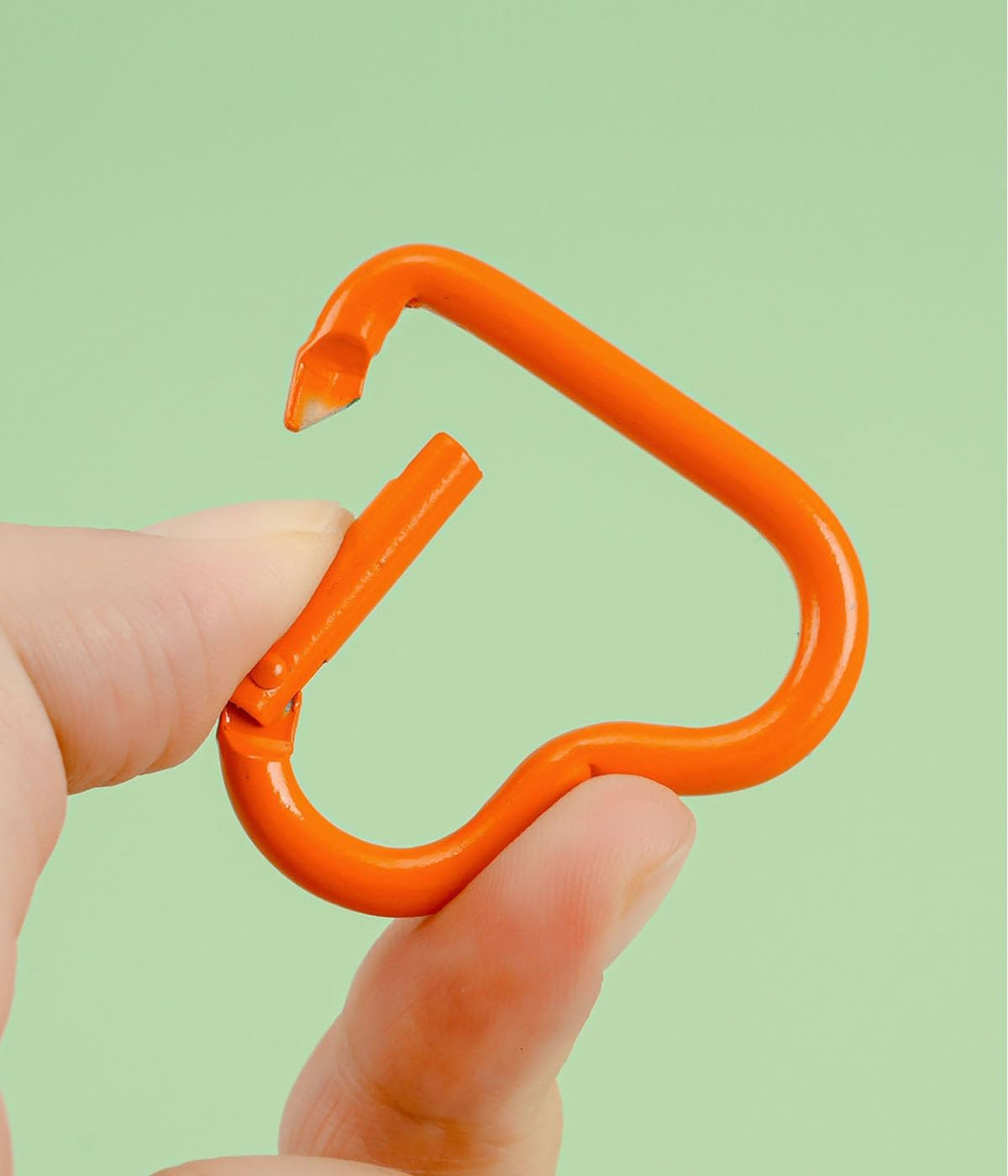 Heart Carabiner 6PCS, Multi-Functional Aluminum Carabiner Clip for Gym, Dog Leash & Outdoor Travel, 6 Colors image number 3