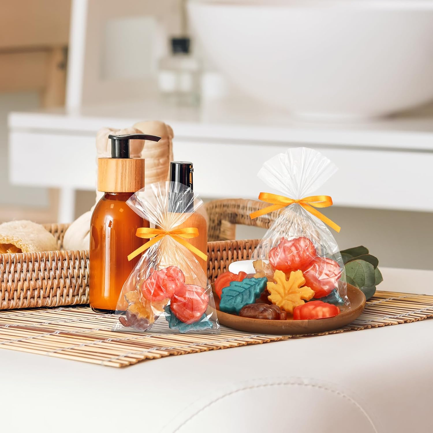 Lineshading 200G Autumn Theme Decorative Soap Fall Baby Shower Favors Decor Pumpkin Acorn Maple Leaf Shaped Mini Soaps for Bathroom Home Wedding Party Bulk Bridal Shower Favors Gifts image number 6