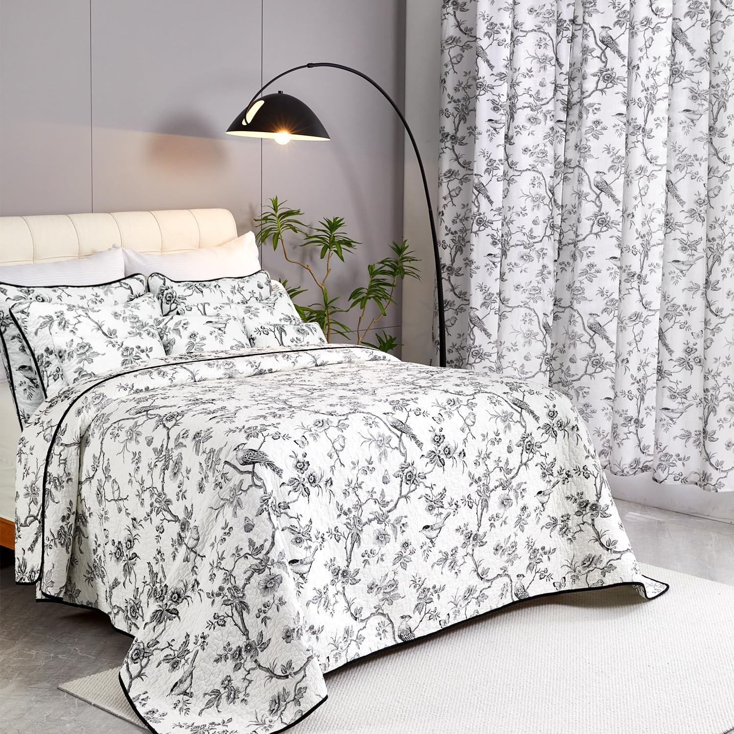 EVENHUG 100% Cotton Quilt King Size Black Bird Bedding Set Double Printing Lightweight Quilt Reversible Coverlet Bedspread with Pillow Shams All Seasons 3 Pieces (106"X96") image number 6